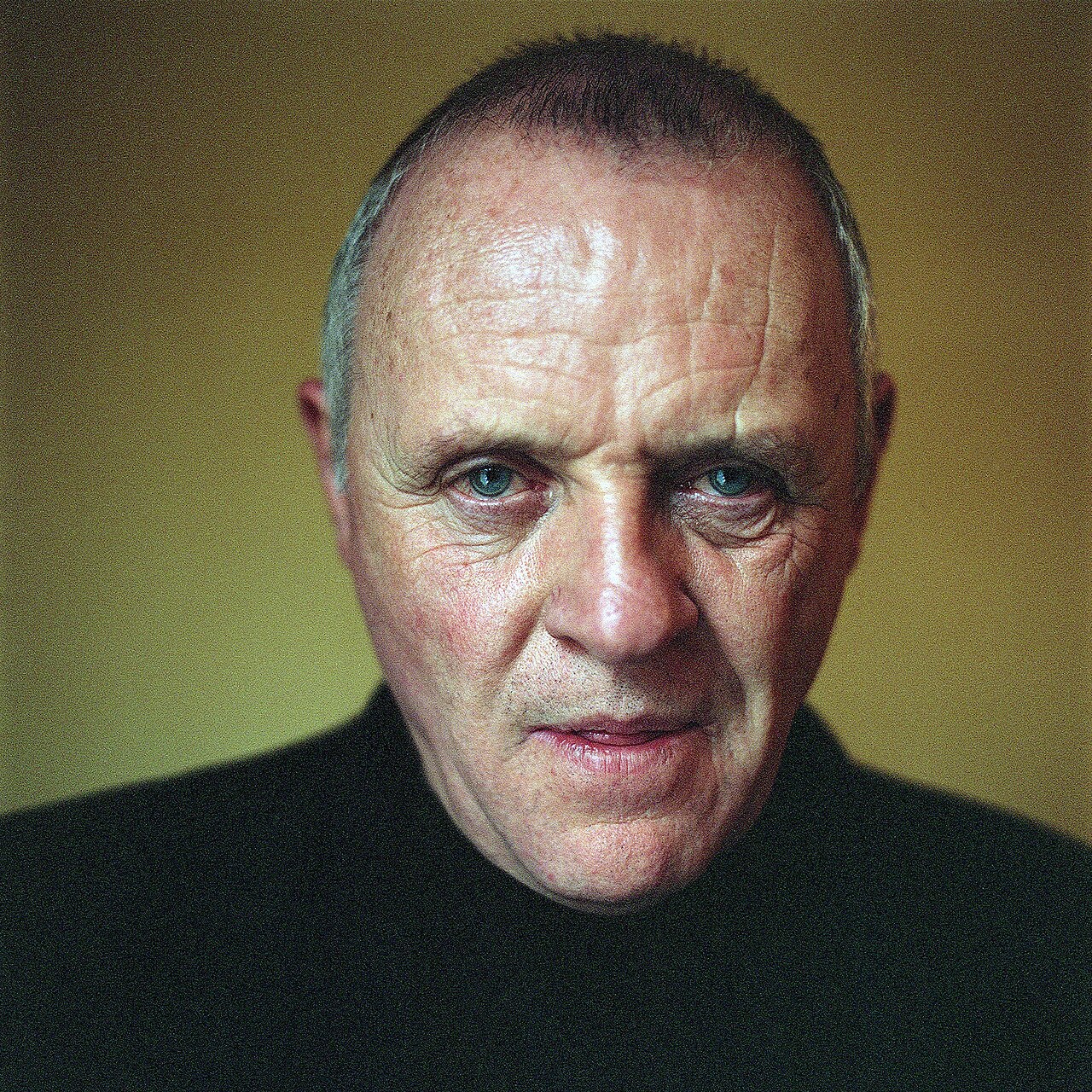Anthony Hopkins et l'autisme : portrait d'un génie atypique